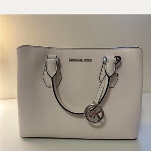 Michael Kors White Hand Bag
